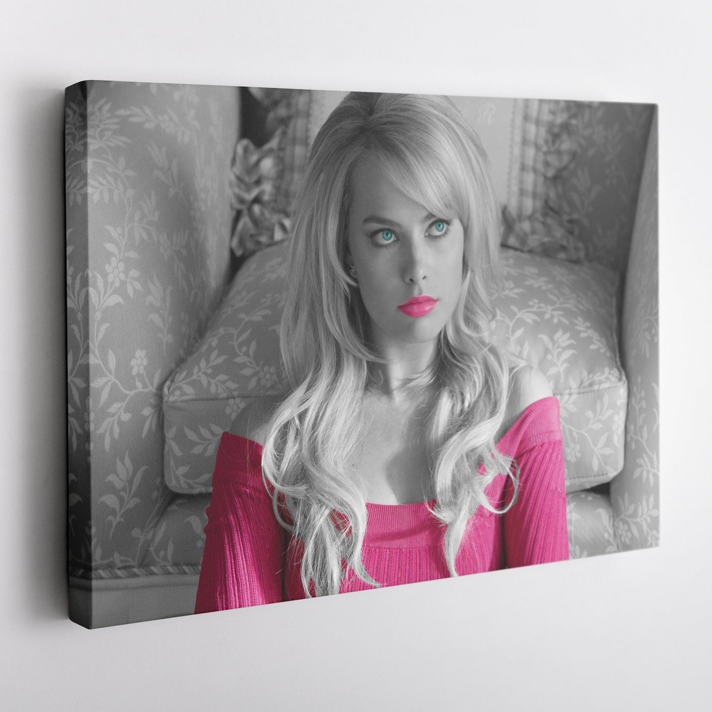 Margot Robbie Poster Wolf of Wall Street Canvas Art – A Cinematic Icon